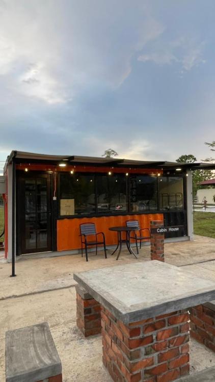 UPSI Glamping Park | Escabee.com