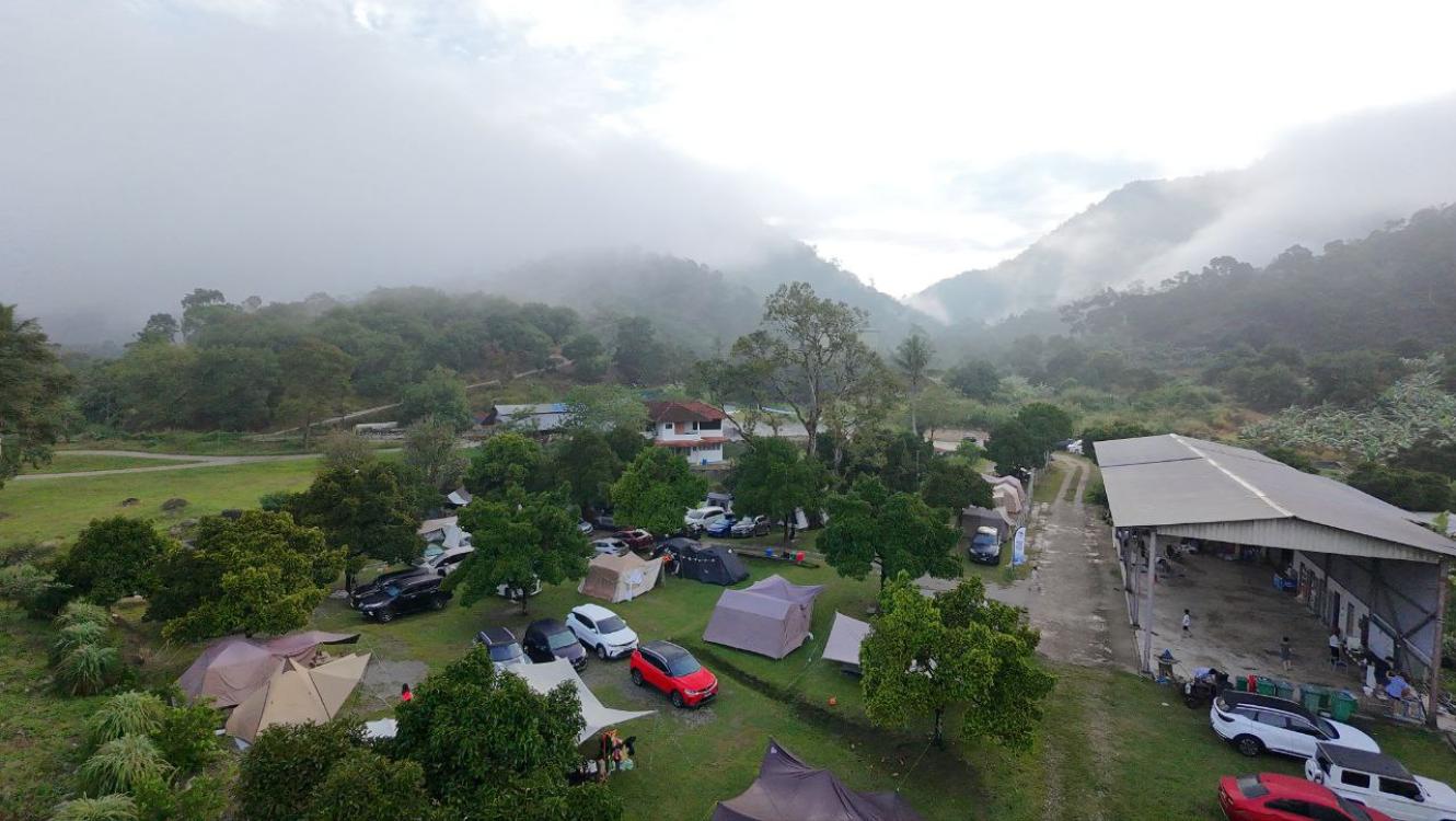 Bentong Fruits Farm Hot Spring Campsite | Escabee.com