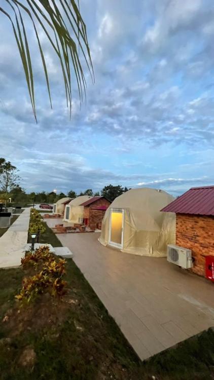 UPSI Glamping Park | Escabee.com
