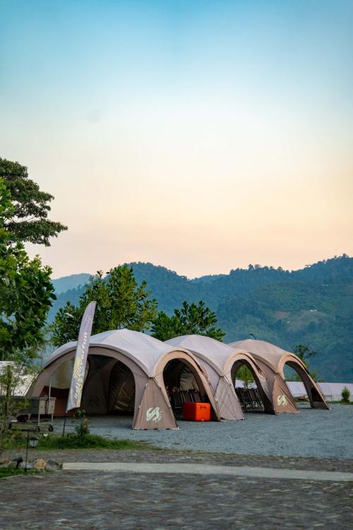 Lu Ying Retreats | Escabee.com