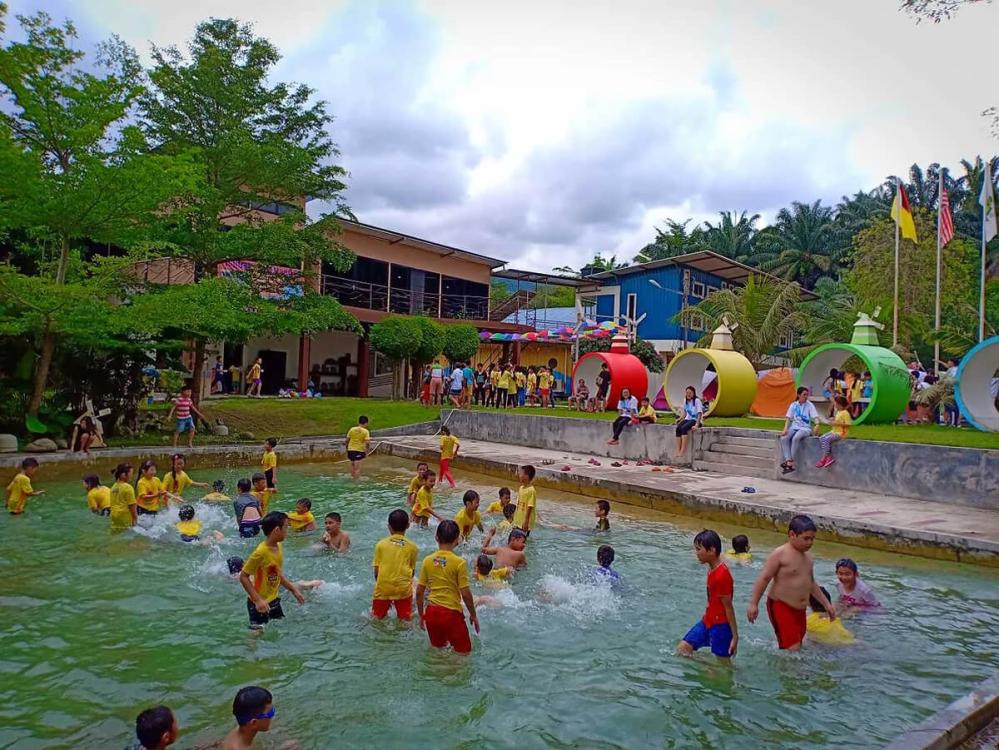 MonQ Land Resort | Escabee.com