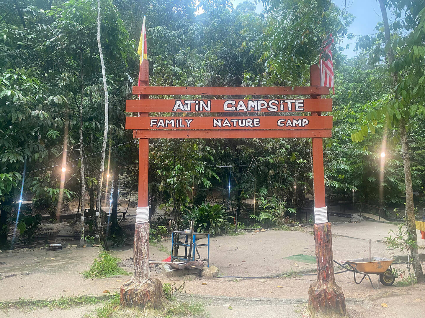 Ajin Campsite in Selangor is one of the many camping sites in Selangor located in Hulu Langat. And like others, it is close to the river.

It may be new (since 2021), but Ajin Campsite is gaining popularity among the local camping community. Its charms lie in the pristine surroundings – a lush jungle with a constant hum of running water from the nearby river.

Ajin Campsite Semungkis also offers picnic option (day trip). Picnic option is only available for walk-in customers and the lot is assigned by the campsite subjected to availability.