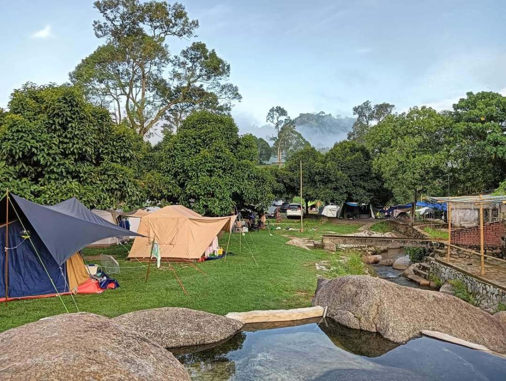 Bentong Fruits Farm Hot Spring Campsite | Escabee.com