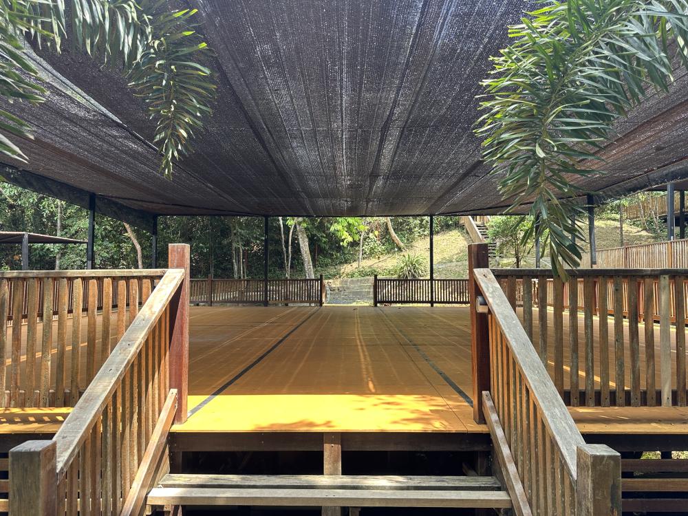 Rasa Hill | Escabee.com