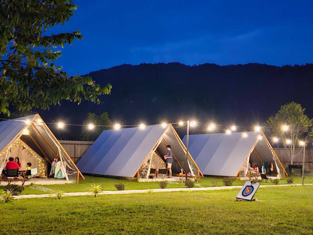 De Star Glamping - Photo 2