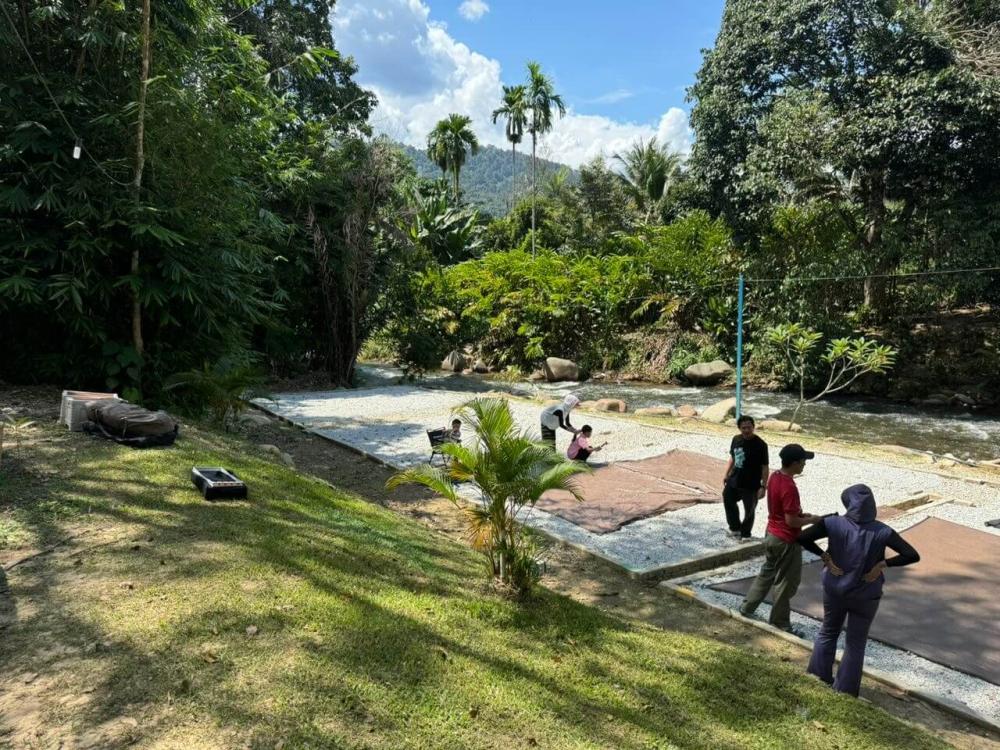 Tok Gindo Campsite | Escabee.com