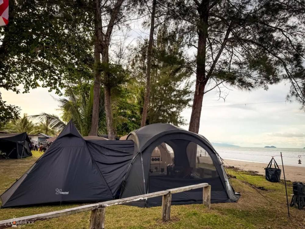 Darmery Beach Campsite | Escabee.com