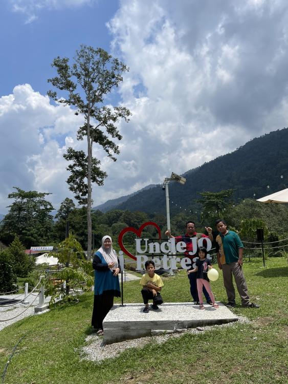 Uncle JO Retreat | Escabee.com