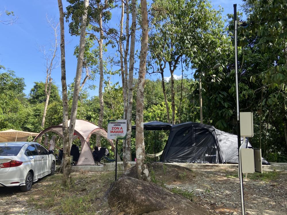 D'Rambong Glamping Park & Campsite | Escabee.com