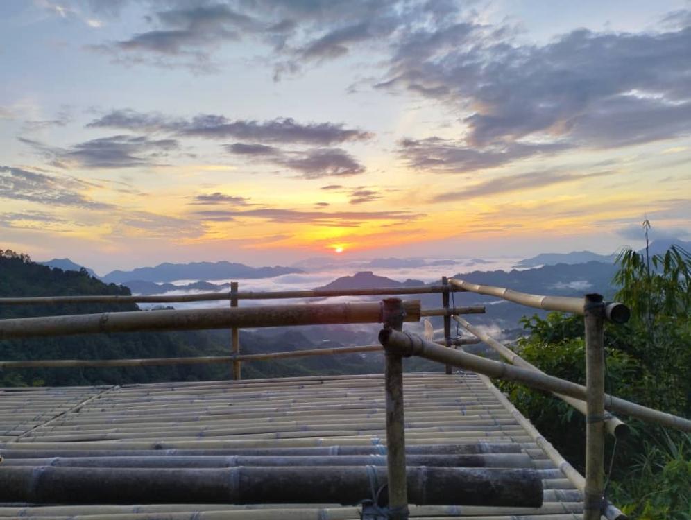 Sunrise View Village Stay Kampung Sapit | Escabee.com