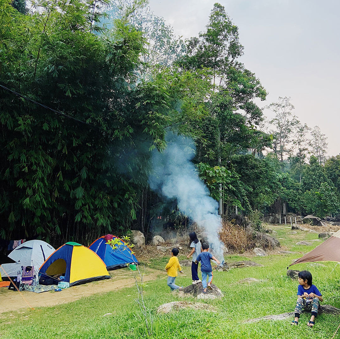 Duo Camp Campsite By The River | Escabee