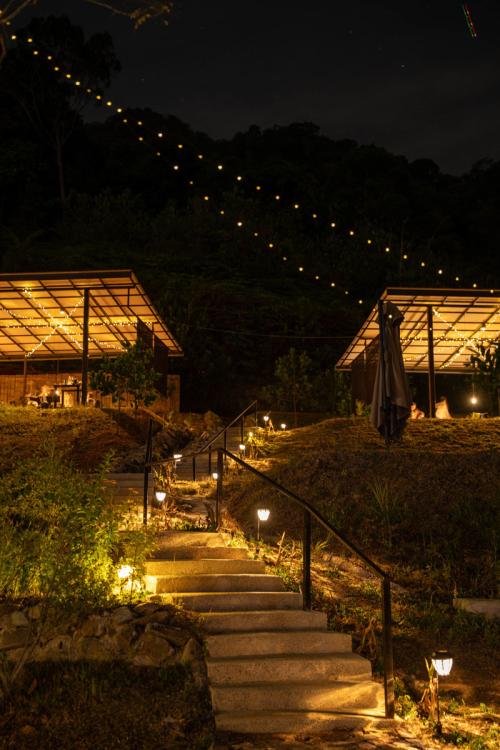 Lu Ying Retreats | Escabee.com