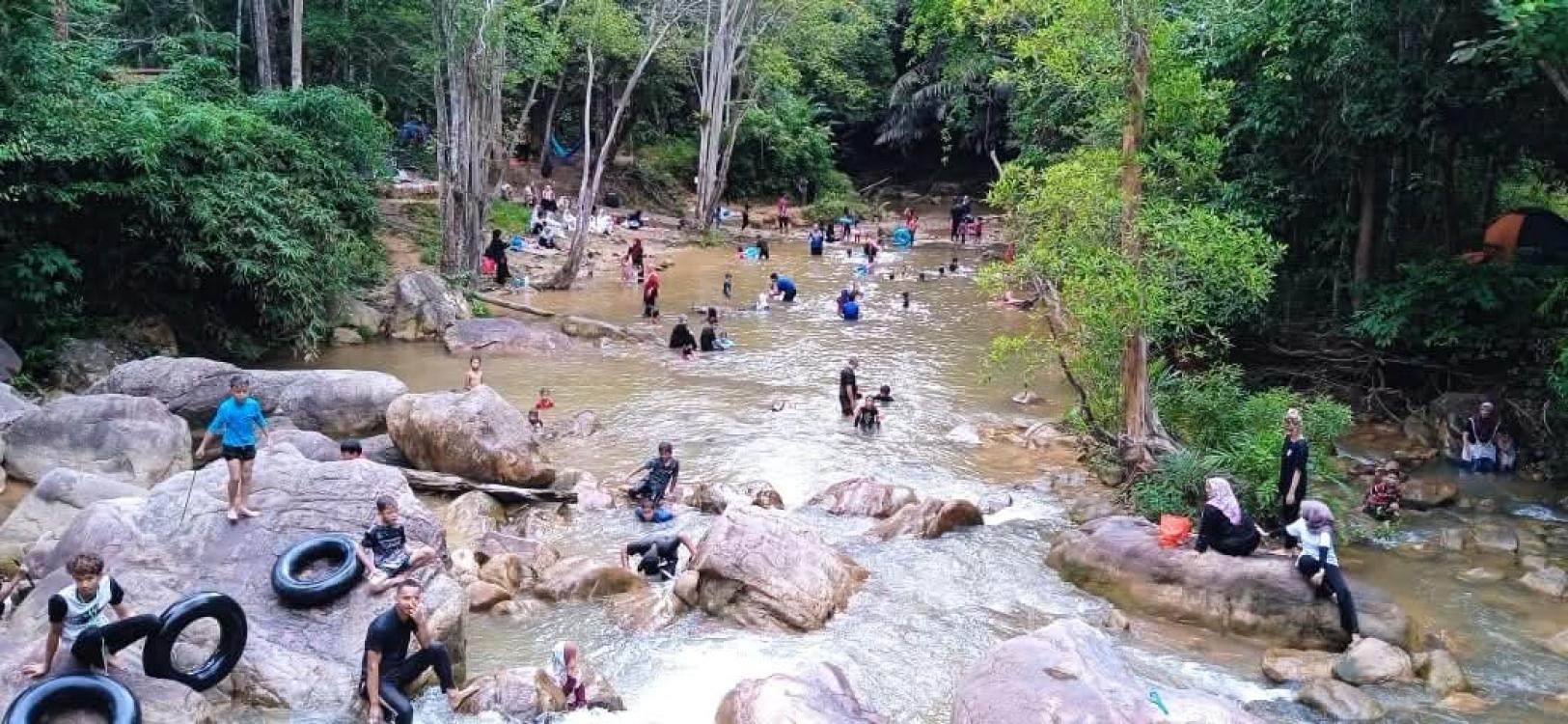Campsite Air Terjun Teladas 7 | Escabee.com