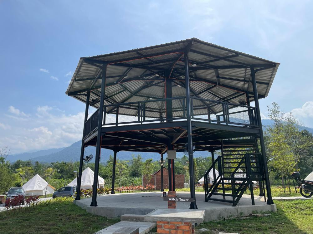 UPSI Glamping Park | Escabee.com