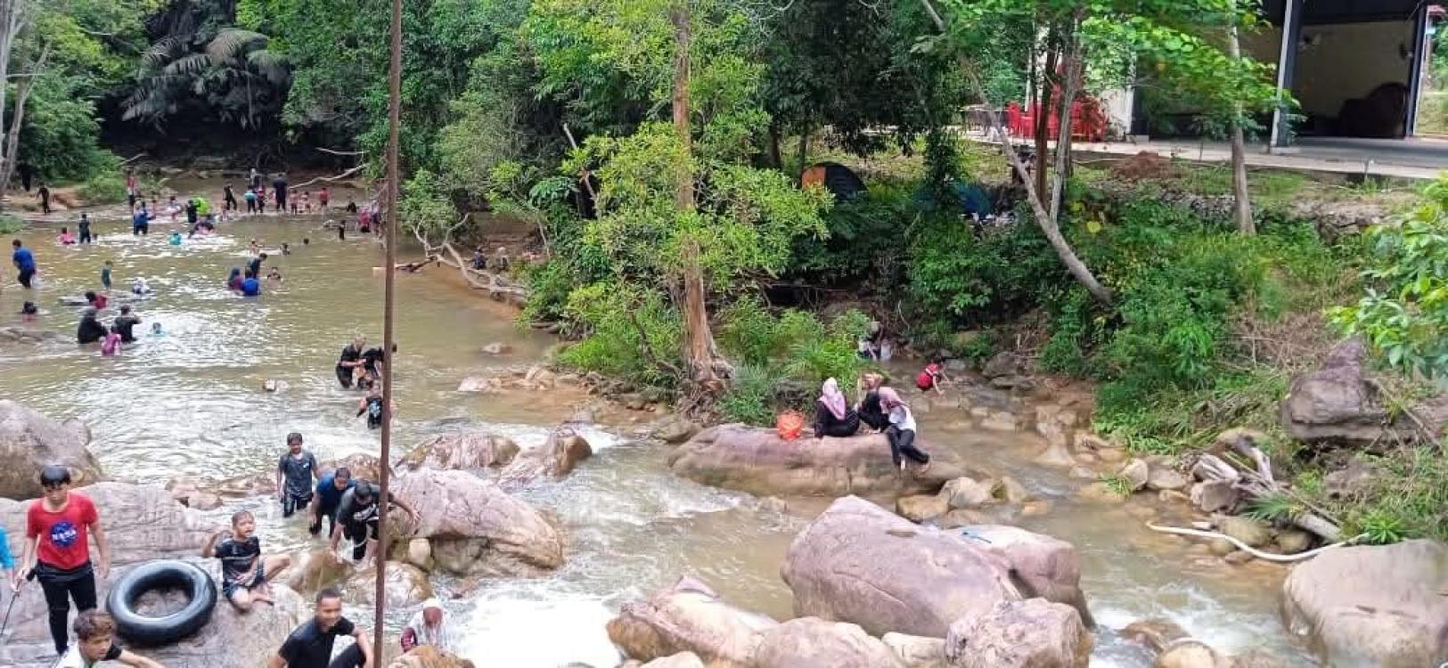 Campsite Air Terjun Teladas 7 | Escabee.com