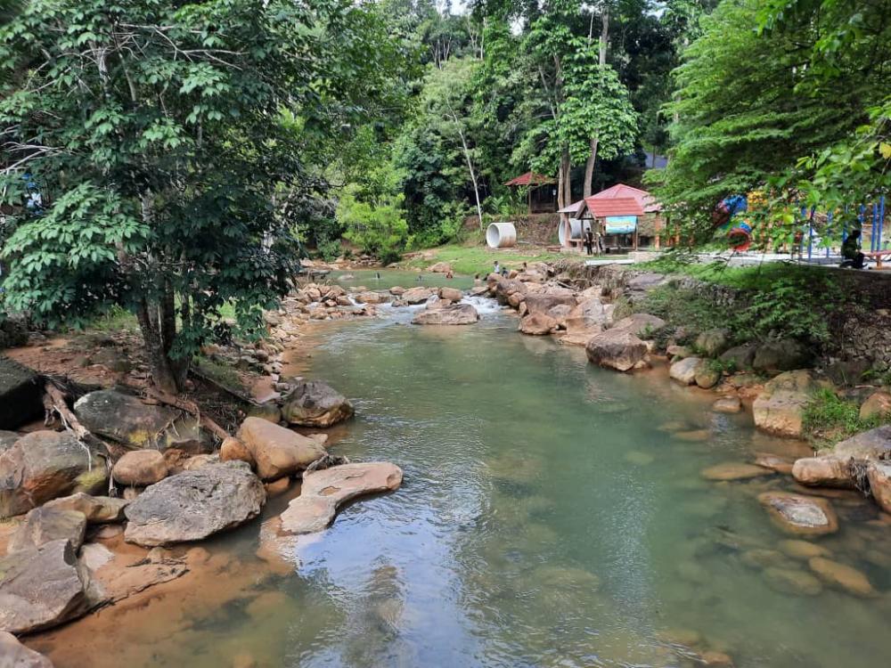 Campsite Air Terjun Teladas 7 | Escabee.com