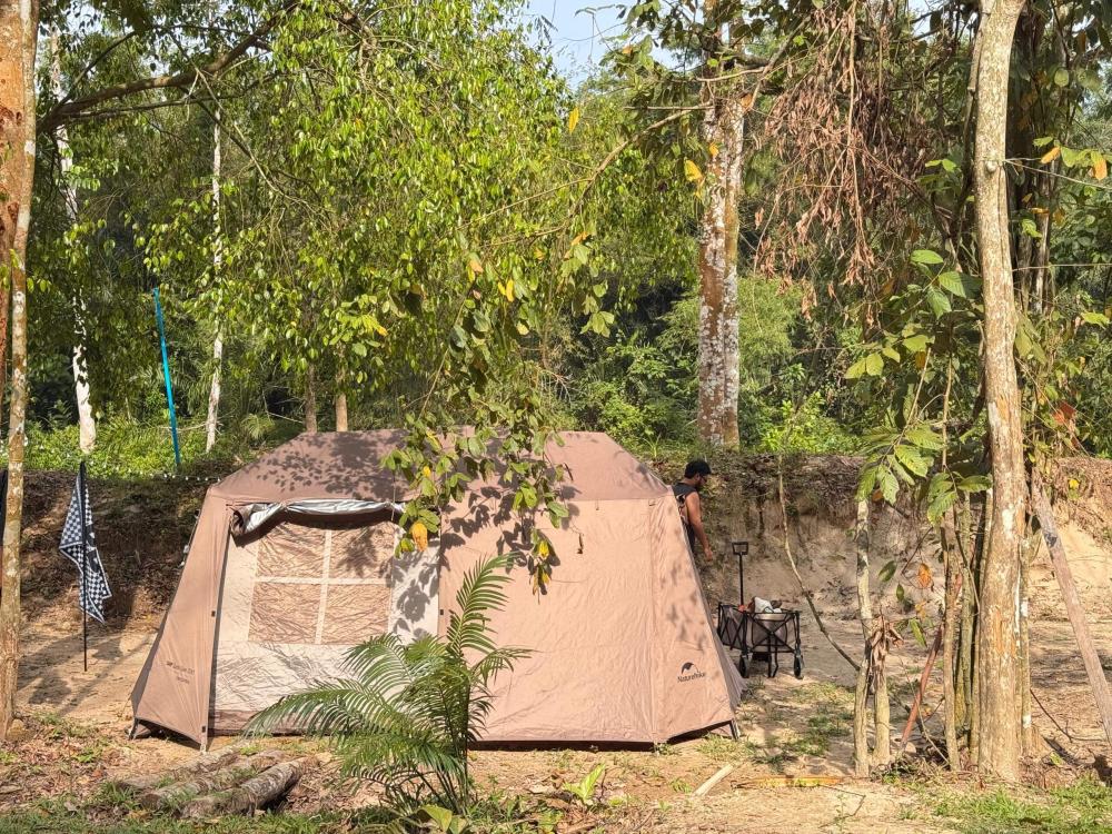 Chalet & Campsite Tanjung Tuah | Escabee.com