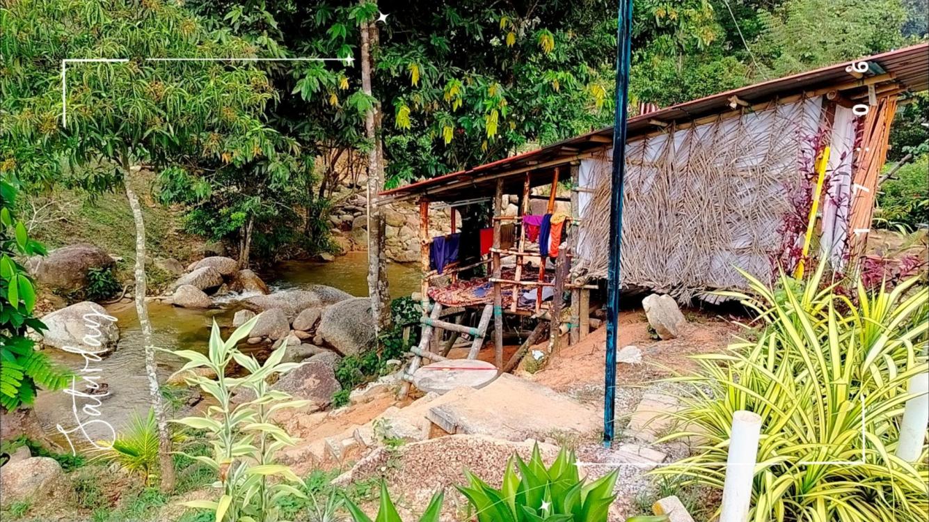 SZ Chalet and Camping (Kebun Tokwan) | Escabee.com