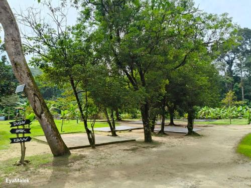 Dusun Apak Kawww