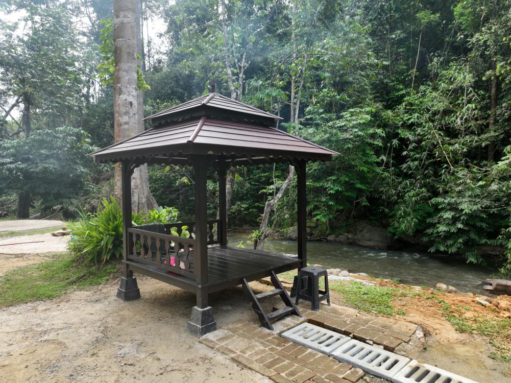 Tanah Chik | Escabee.com
