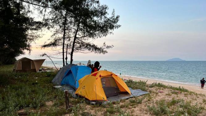 Bidong View Beach Camp