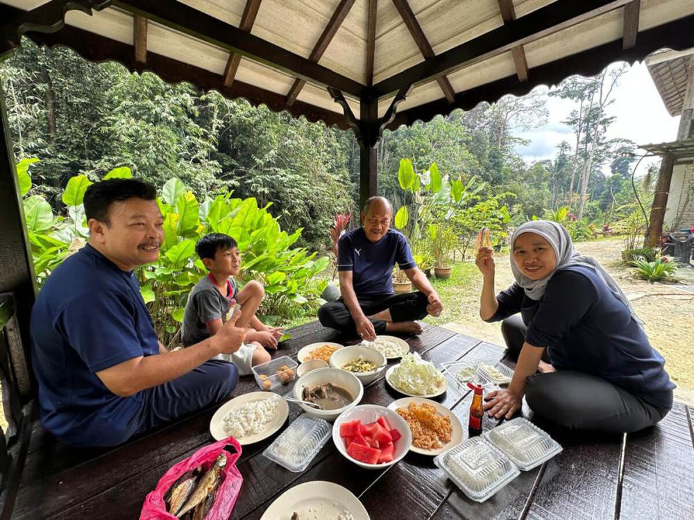 Tanah Chik | Escabee.com