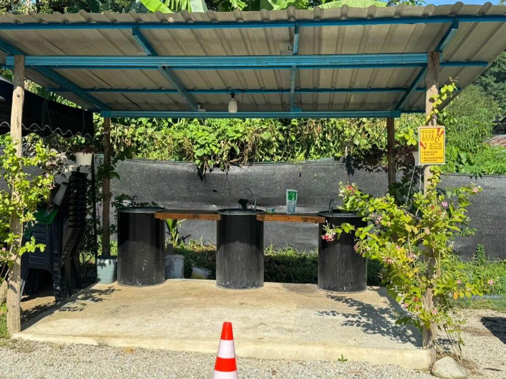 Rimbunan by Tokgindo | Escabee.com