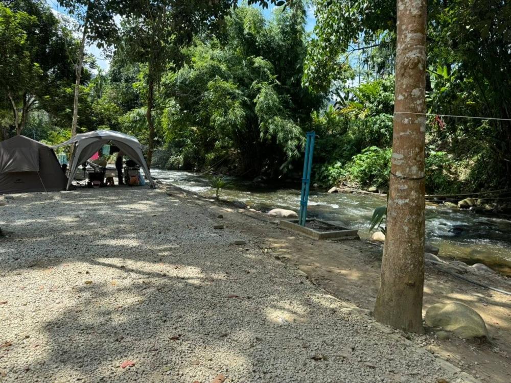 Tok Gindo Campsite | Escabee.com