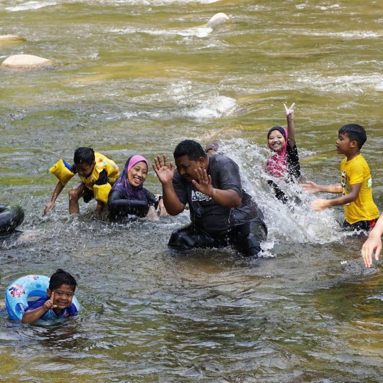 Radak Adventure @ Gopeng Riverside Camp | Escabee.com