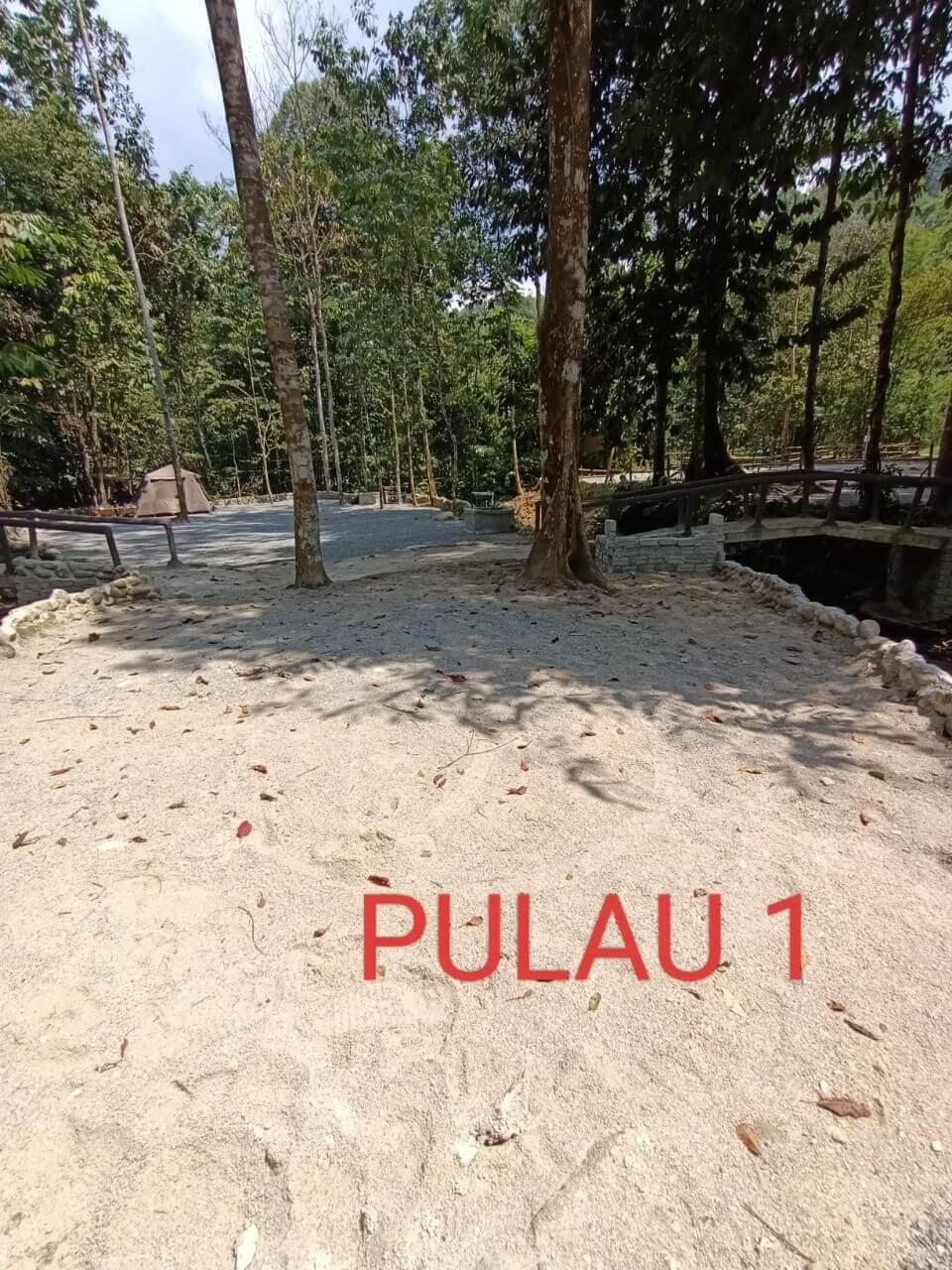 Zone Pulau at Ajin Campsite Semungkis