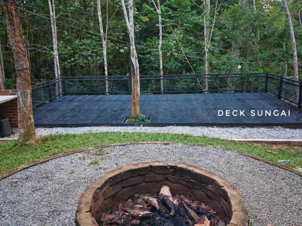 PRIVATE DECK at Santai Dusun Campsite