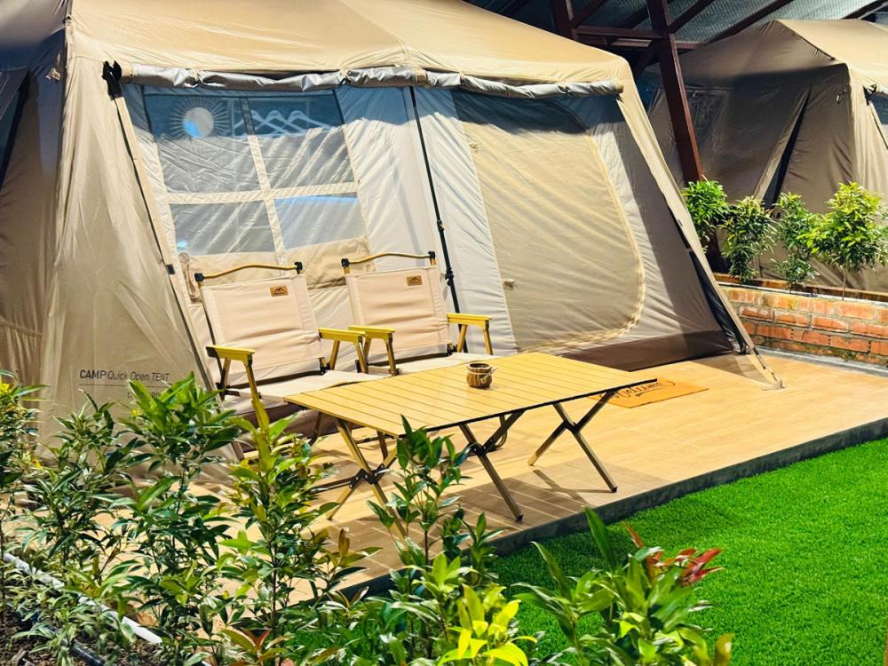 Glamping at HRF Glamping House