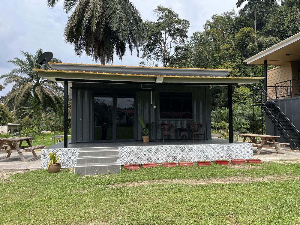 Container-Style Chalet at Bentara Campsite
