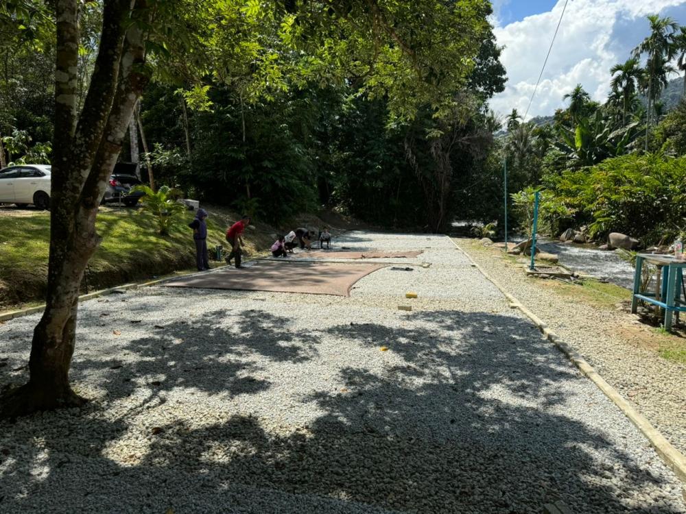 Camping - Zone B at Tok Gindo Campsite